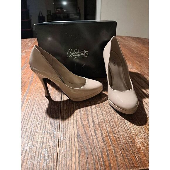 City Streets Shoes - 6M City Streets Mimi Taupe Platform Pumps Stiletto High Heel Dress Shoes